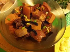 豆乾蘑菇小燉肉