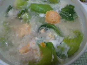 芥菜咸蛋肉片汤