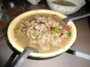 羊肉片土豆粉白菜湯