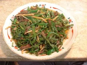 青椒牛肉丝