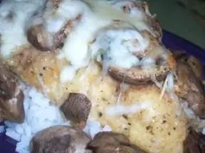 蘑菇炒雞肉