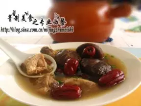 香菇红枣鸡汤