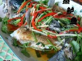 清蒸鱸魚