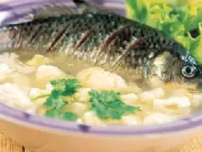 菜花鯽魚湯