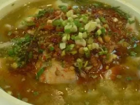 酸菜鱼片汤