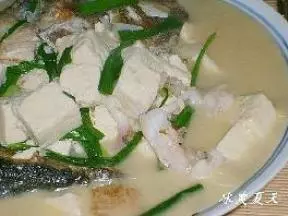 魚頭豆腐