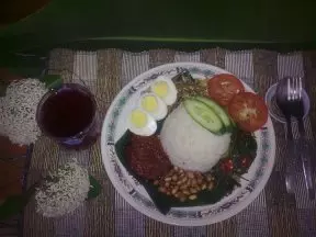 香辣椰漿飯 NASI LEMAK