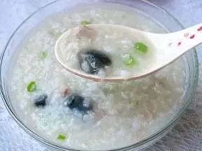 皮蛋瘦肉粥