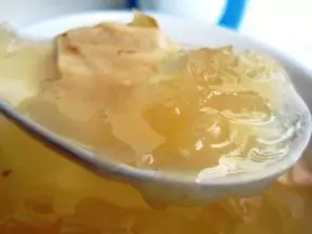 冰糖銀耳花膠湯