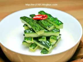 DIY简易腌黄瓜