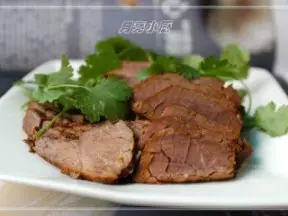 卤牛肉