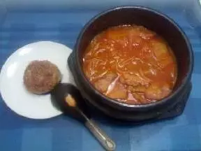 辣白菜牛肉湯