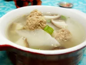 牛肉丸子蘿蔔湯