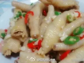 酸辣鸡爪