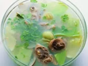蛤蜊芥菜鸡汤