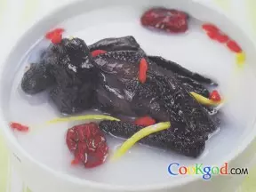 鮮人參雞湯