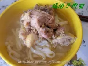 鸡汤手擀面