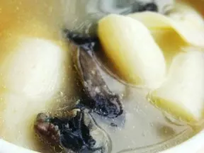 花膠竹絲雞湯