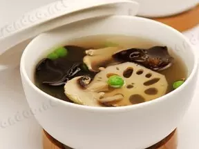 木耳莲藕汤