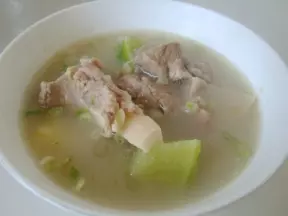 蘿蔔排骨湯