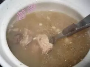 黄豆排骨汤