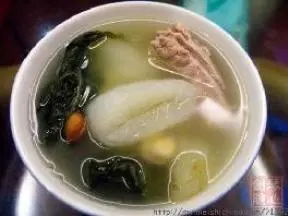 白菜杏仁排骨湯