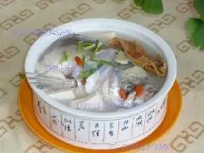 天麻魚頭燉豆腐