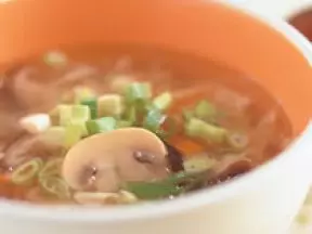 鲜味三菇汤