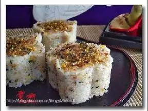 紫菜柴魚米飯糰