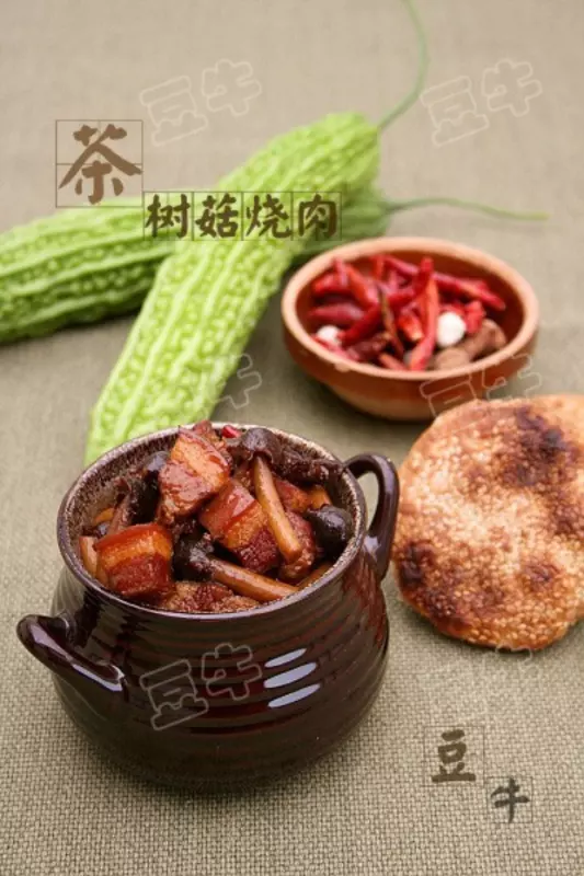 茶树菇烧肉