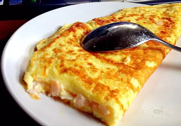 西式早餐Cheese Omelet!