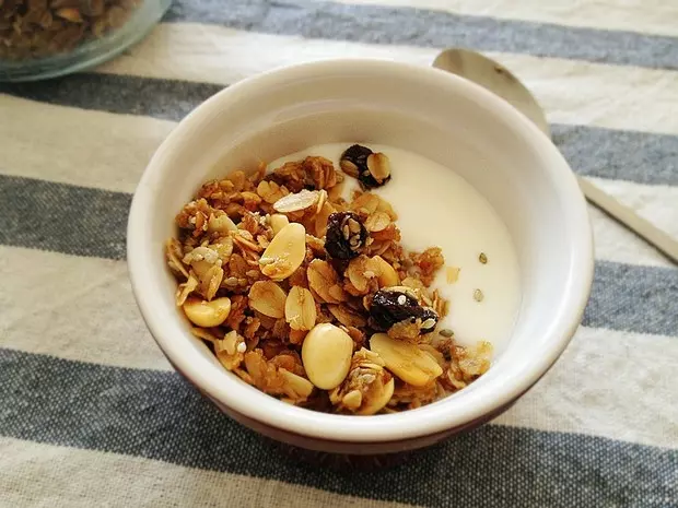 granola 格蘭諾拉麥片