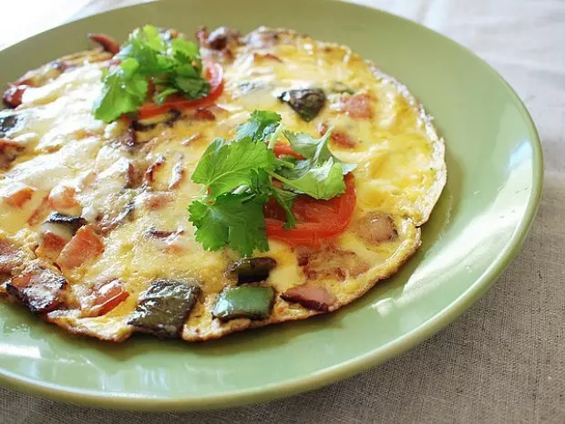 Omelet Pizza （蛋餅匹薩）