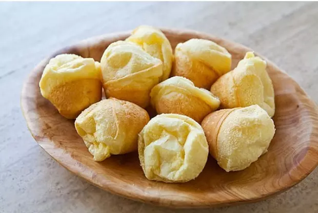 Brazilian Cheese Bread ［转］