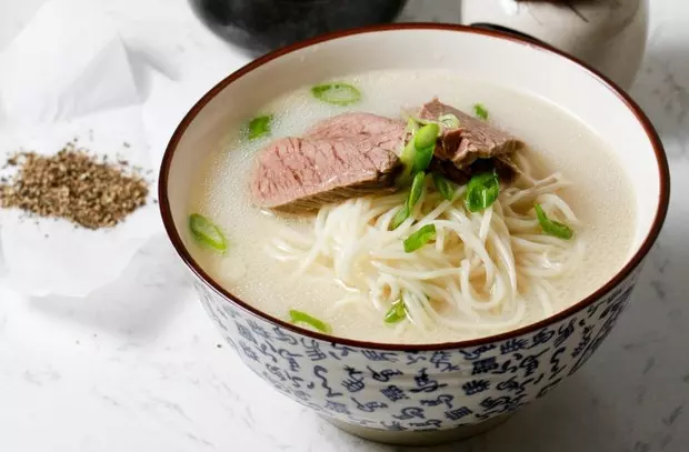 韩式牛骨汤 Korean Beef Bone Soup