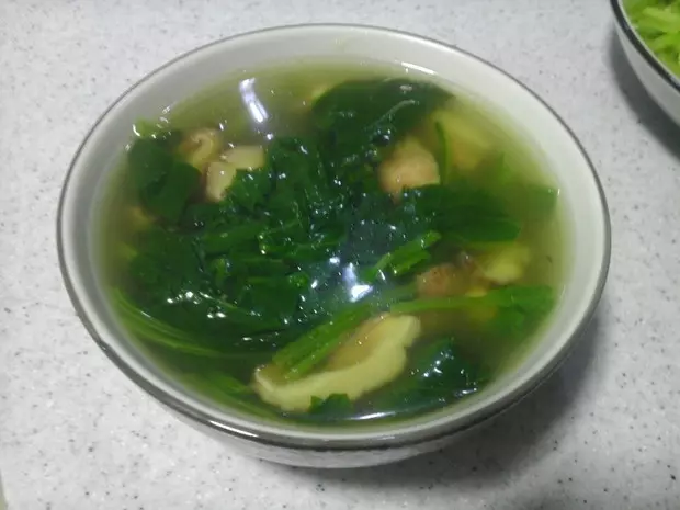 香菇菠菜湯