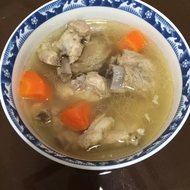 胡蘿蔔排骨湯