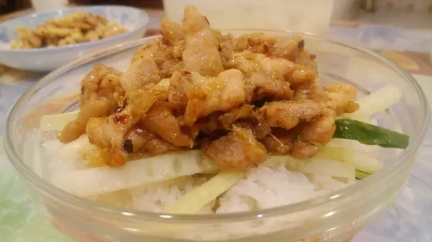 一夫食堂-还魂鸡肉饭