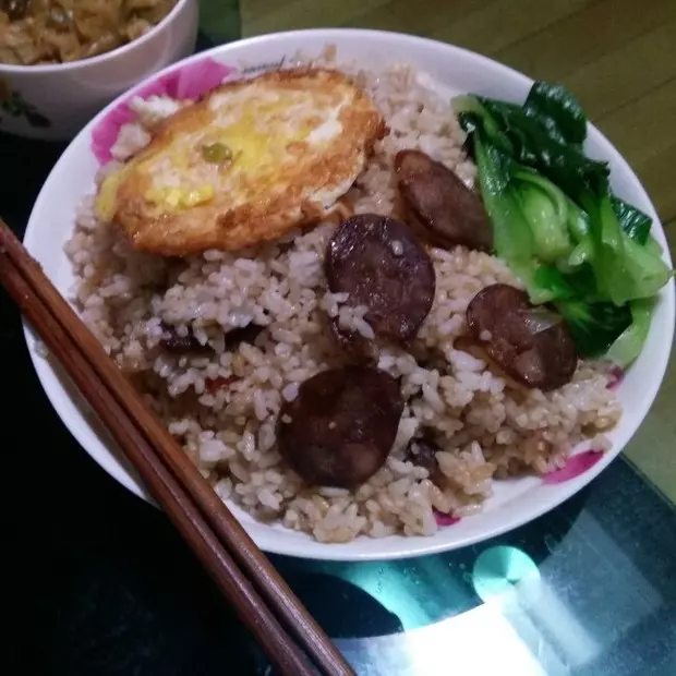 香肠炒饭