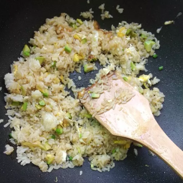 牛油果炒飯