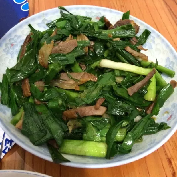 蒜薹炒肉