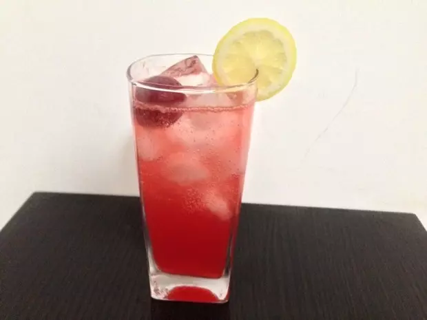 新加坡司令鸡尾酒 Singapore Sling