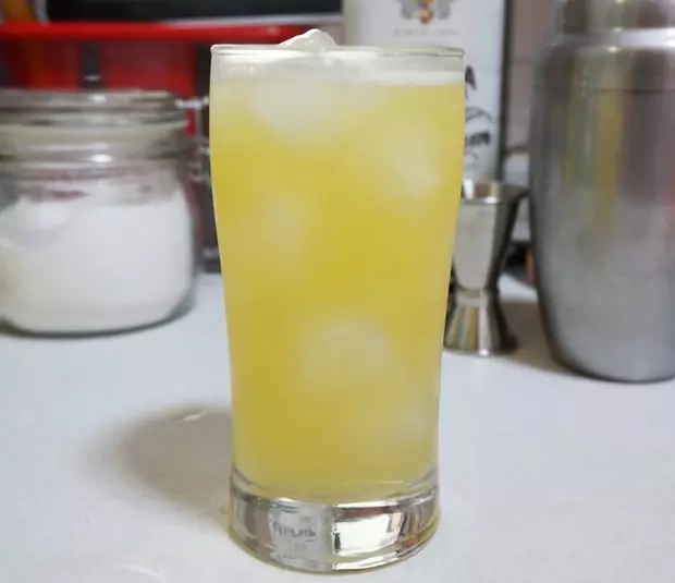 Orange Fizz 橙子菲士雞尾酒