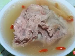 肉骨養生清湯