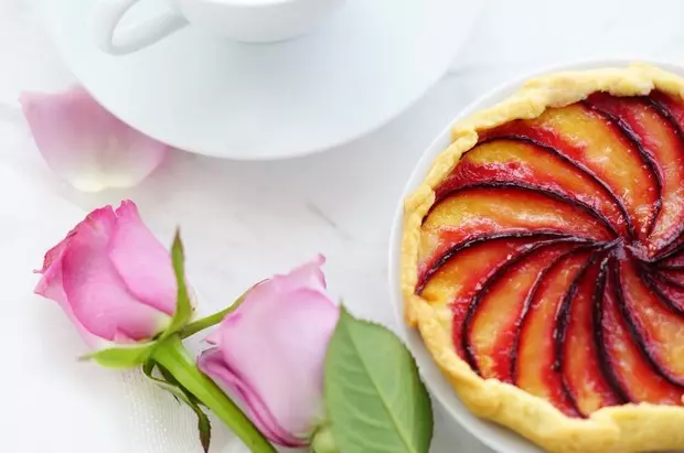 黑布林格雷派饼（Plum Galette）