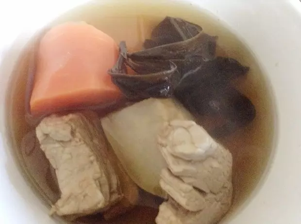 罗汉龙利瘦肉汤 （代茶饮）