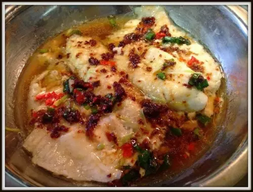 【辣酱蒸鱼 Chili Soy Sauce Steam Fish Fillets】