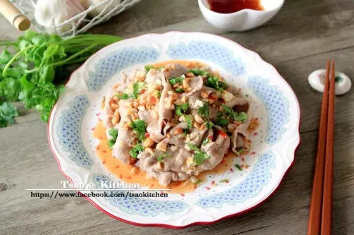 泰式酸辣猪肉片．简单做料理