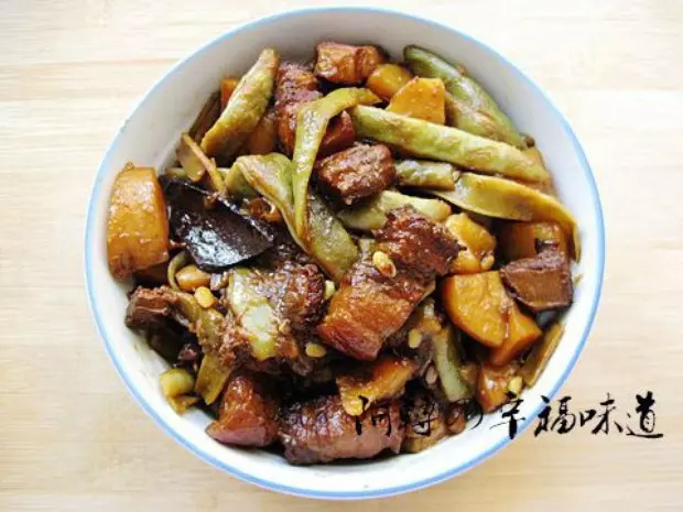 红烧肉炖豆角