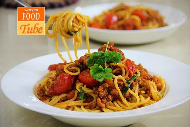 意大利茄汁肉酱面 Spaghetti Bolognese